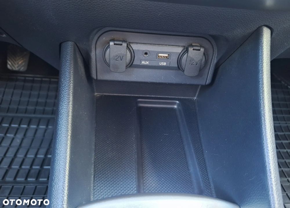 Kia Rio 1.2 L Business Line - 30