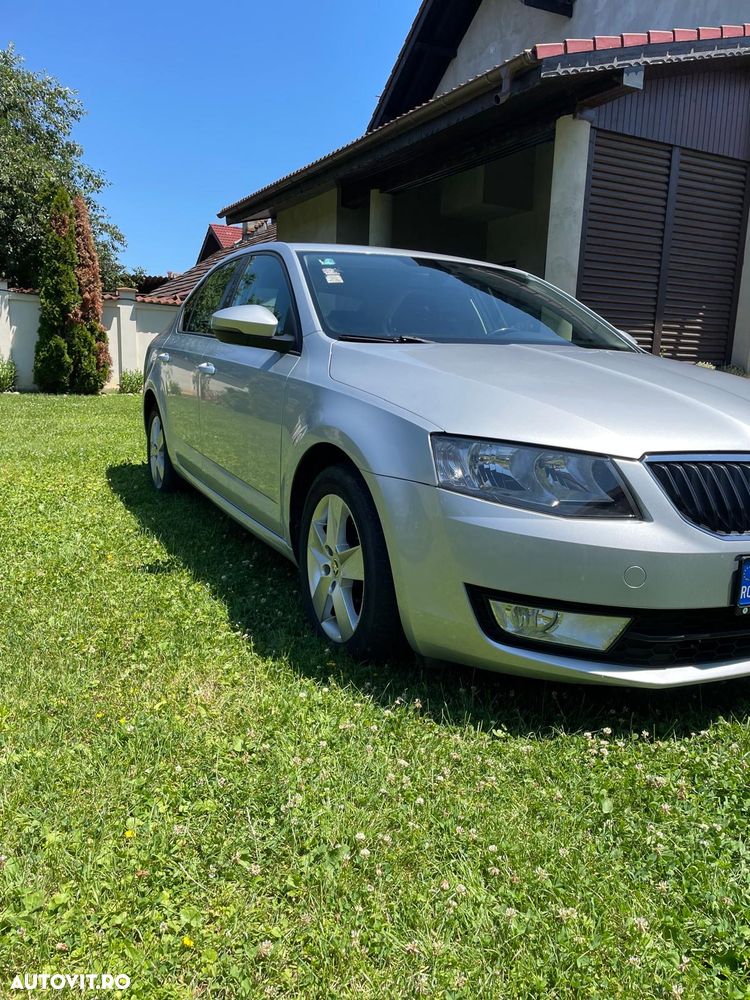 Skoda Octavia 1.6 TDI Ambition - 2
