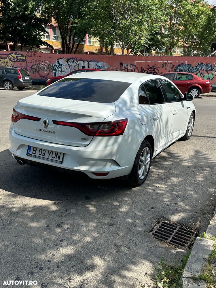 Renault Megane 1.5 dCI Zen - 2
