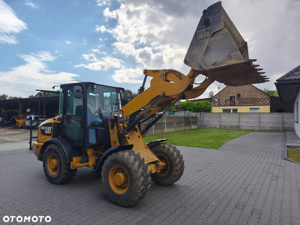 Caterpillar 908 - CAT 906 - 23