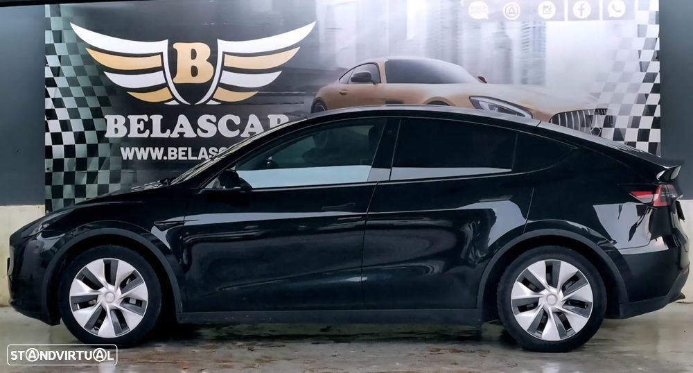 Tesla Model Y RWD - 2