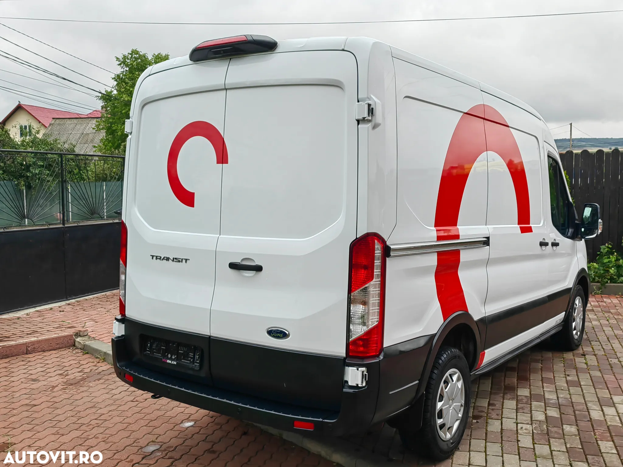 Ford Transit - 9