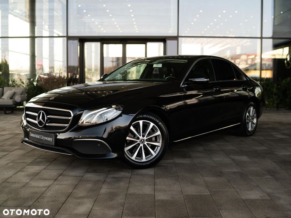 Mercedes-Benz Klasa E 200 d Business Edition 9G-TRONIC - 1