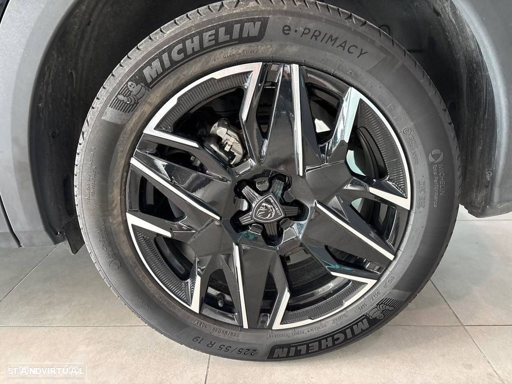 Peugeot 3008 1.2 Hybrid Allure e-DCS6 - 11