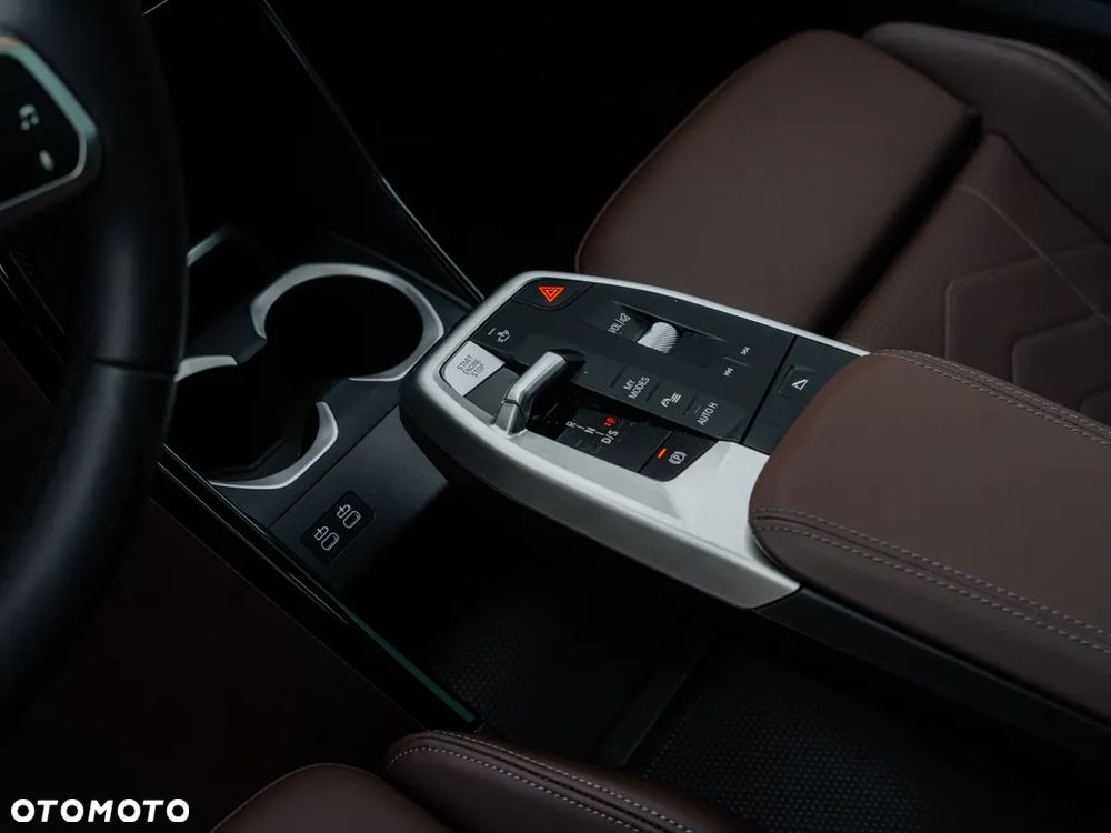 BMW X2 xDrive20d - 11