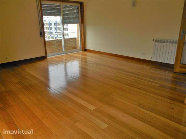 Apartamento T1 grande Alfena Valongo - Grande imagem: 5/13