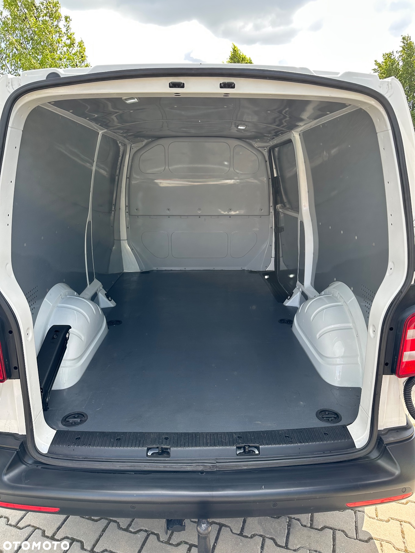 Volkswagen Transporter - 14