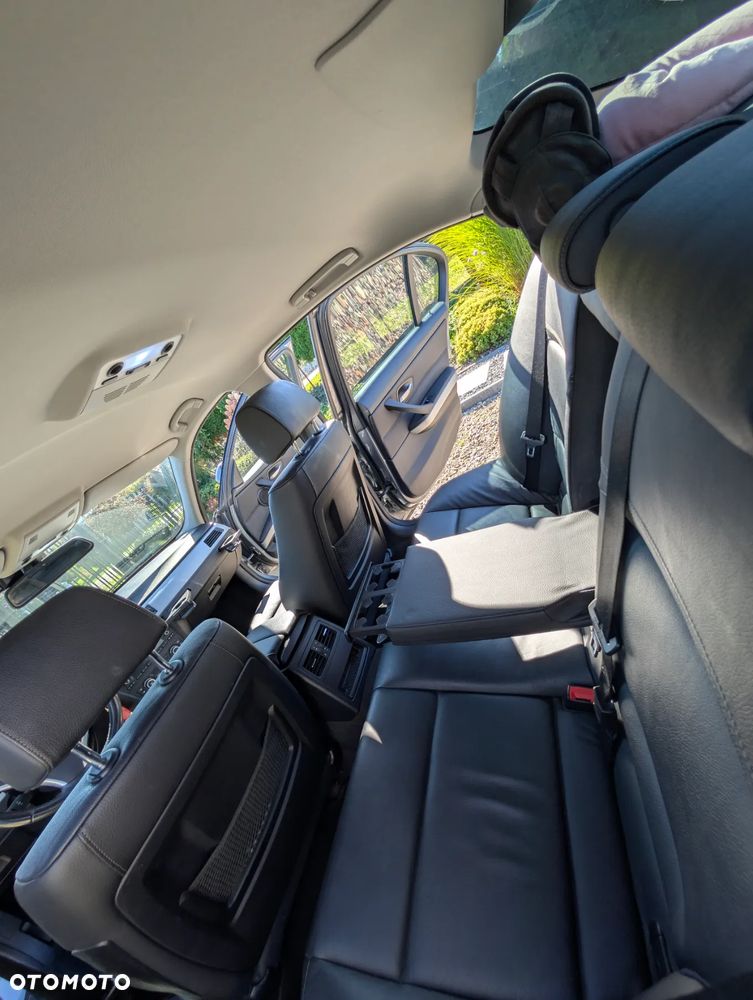 BMW Seria 3 325d - 8