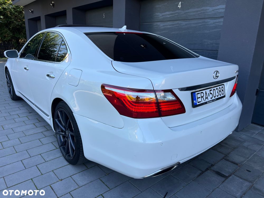 Lexus Ls 2011 photo 3