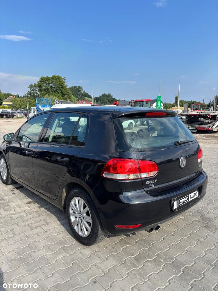 Volkswagen Golf 2.0 TDI DPF Comfortline - 4