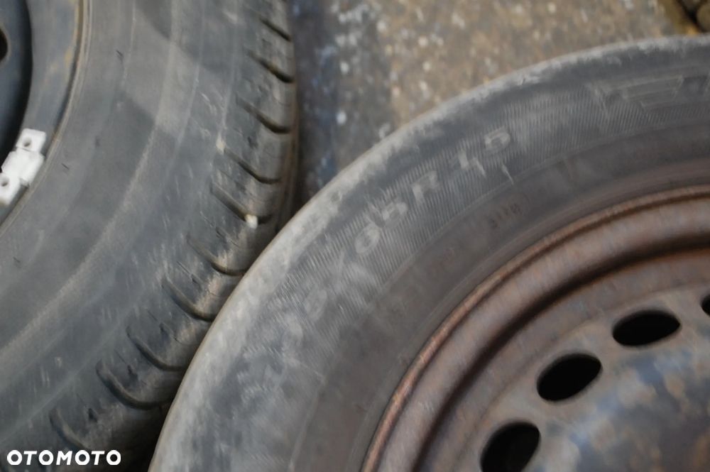 FELGI STALOWE + OPONY ZIMOWE 1K0601027C 5X112 ET47 6J VW GOLF V TOURAN 195/65R15 - 33