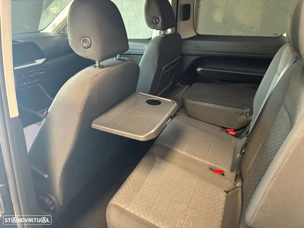 Ford Tourneo Connect Grand 2.0 TDCi Titanium Aut. - 41
