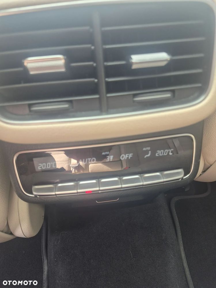 Mercedes-Benz GLE 300 d mHEV 4-Matic AMG Line - 13