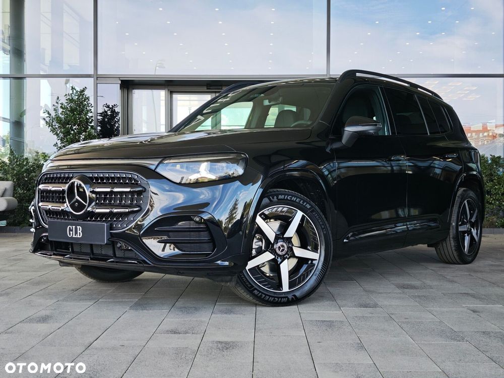 Mercedes-Benz GLB - 2