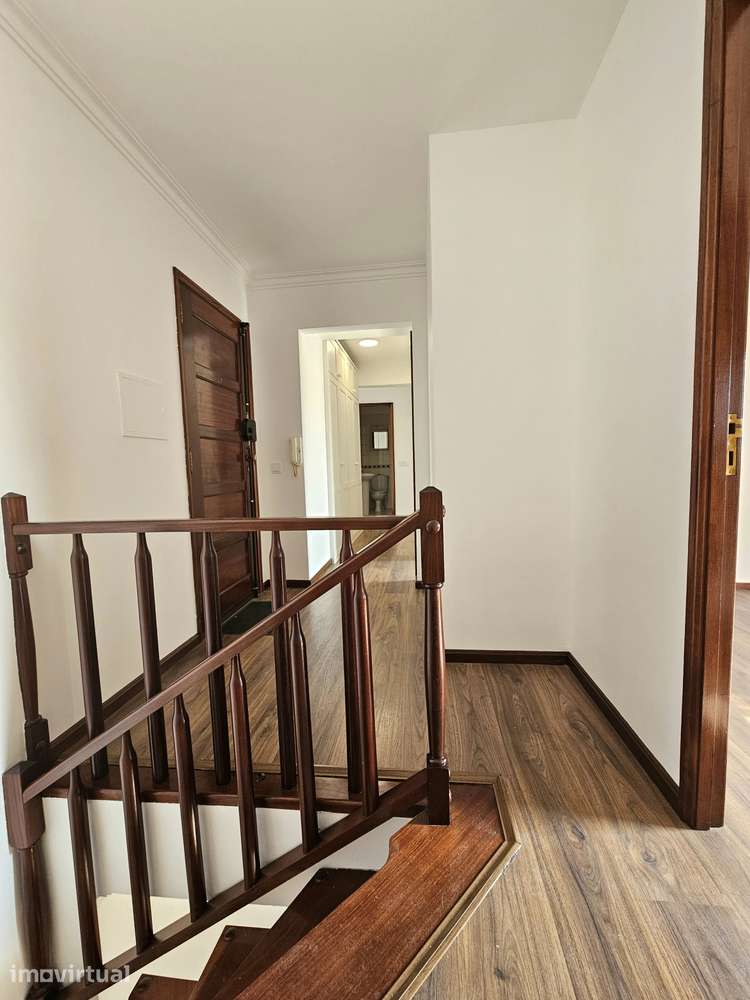 Arrendamento de apartamento T4 na Rua Marinha Andril, 2 - Grande imagem: 5/14