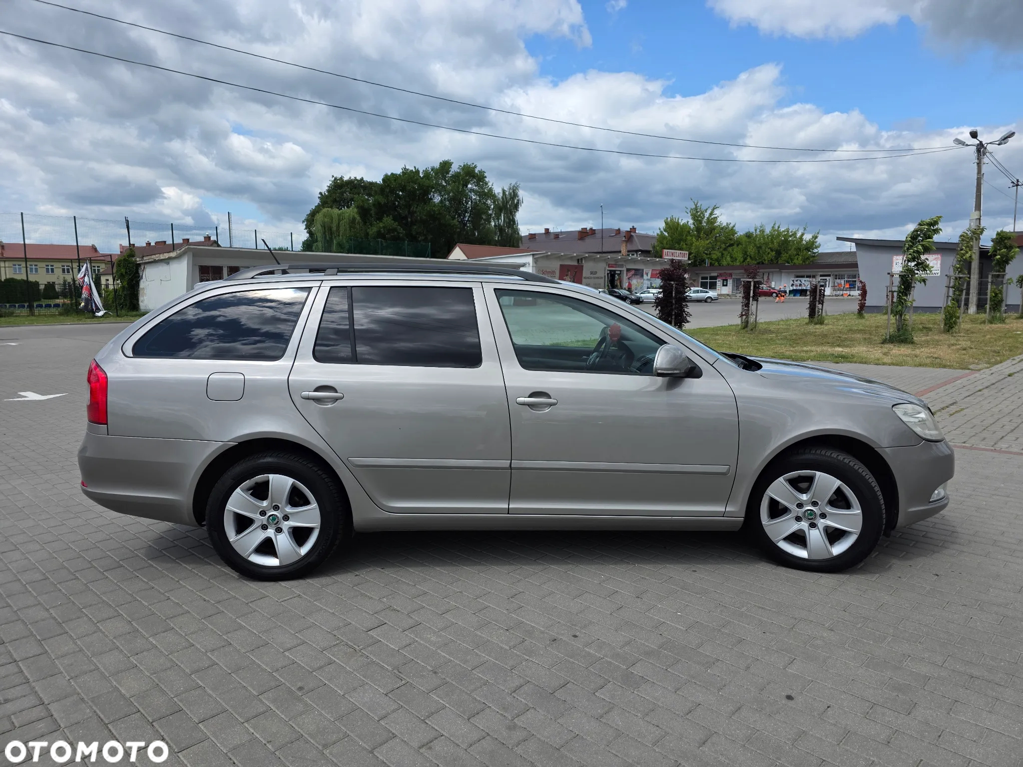 Skoda Octavia 1.6 TDI Active - 10