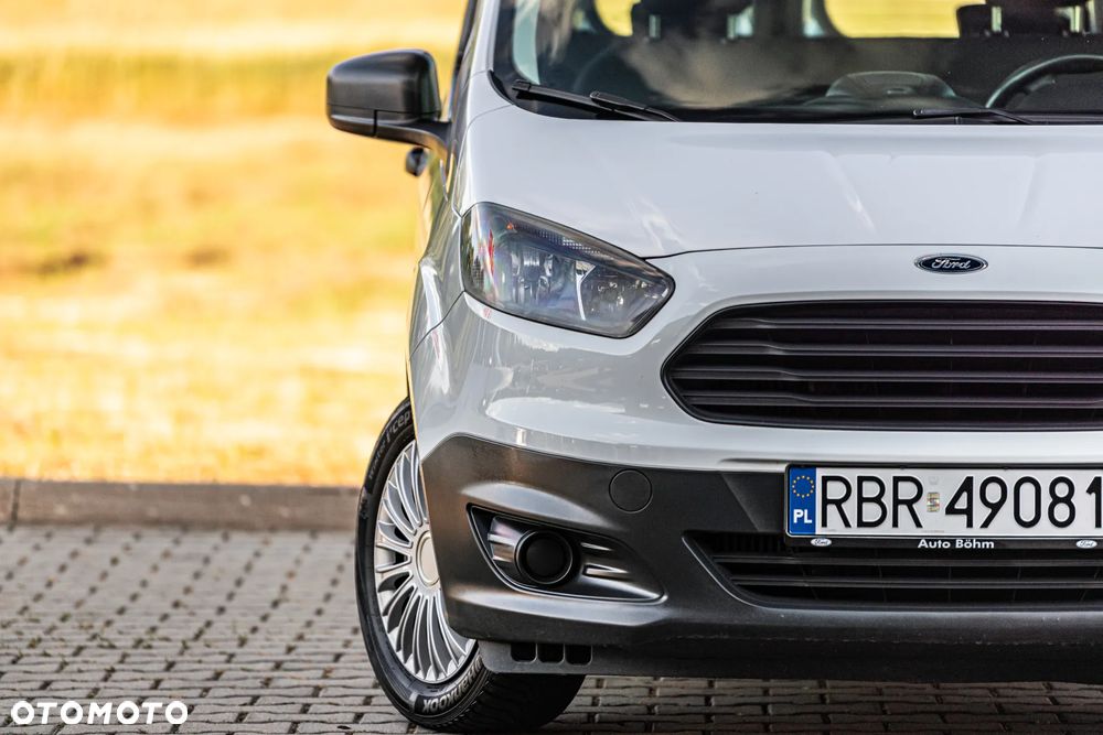 Ford Tourneo Courier 1.0 EcoBoost Trend - 12