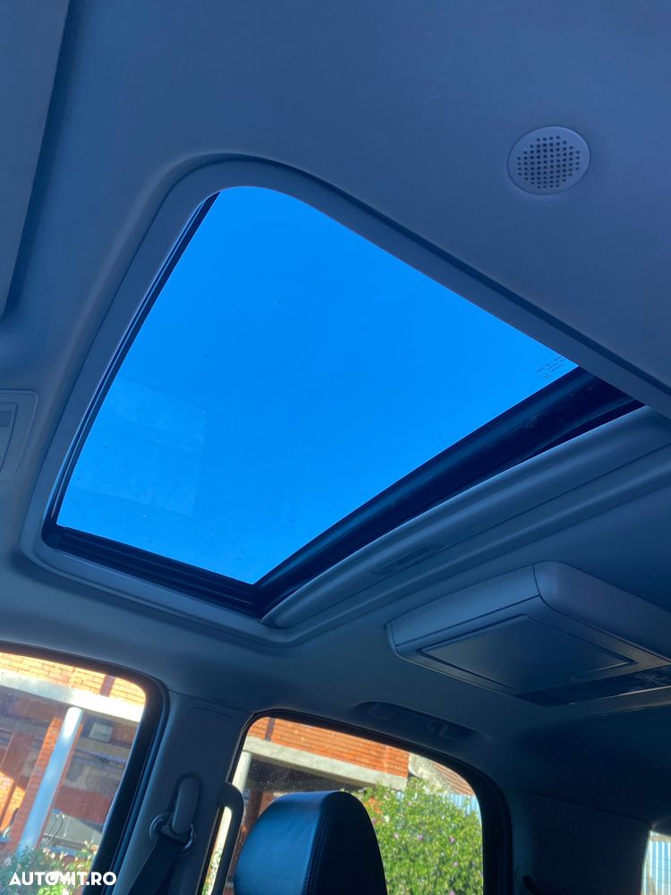 Cadillac Escalade - 8