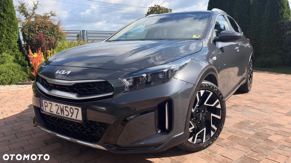 Kia XCeed 1.5 T-GDI M - 2