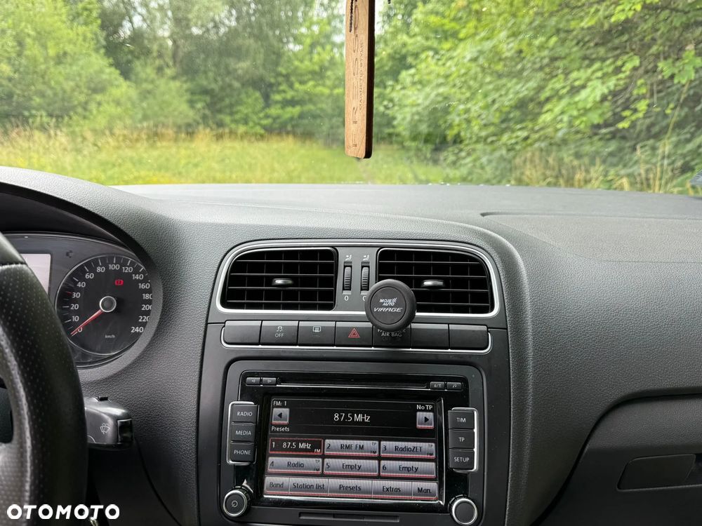Volkswagen Polo 1.6 TDI DPF Highline - 9