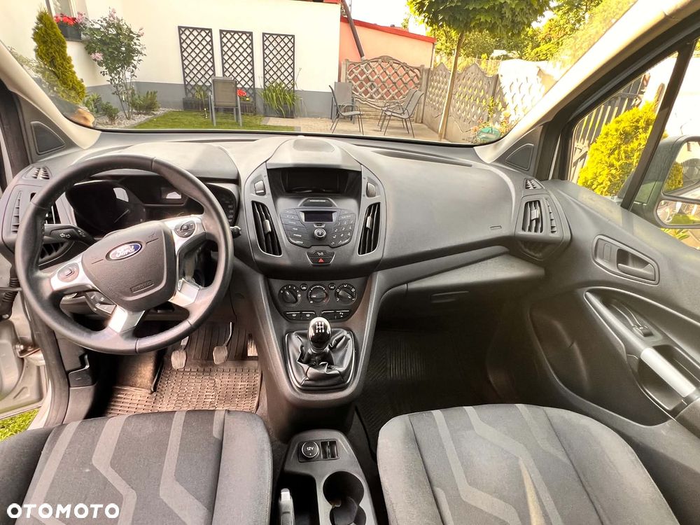 Ford Tourneo Connect Grand - 8