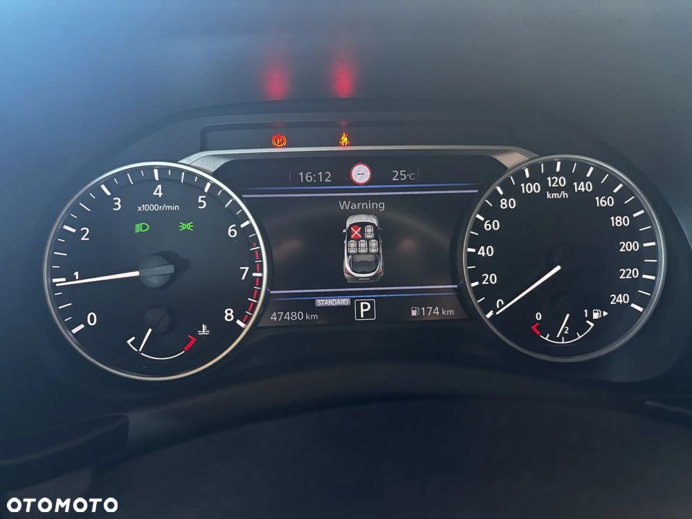 Nissan Juke 1.0 DIG-T N-Connecta DCT - 9