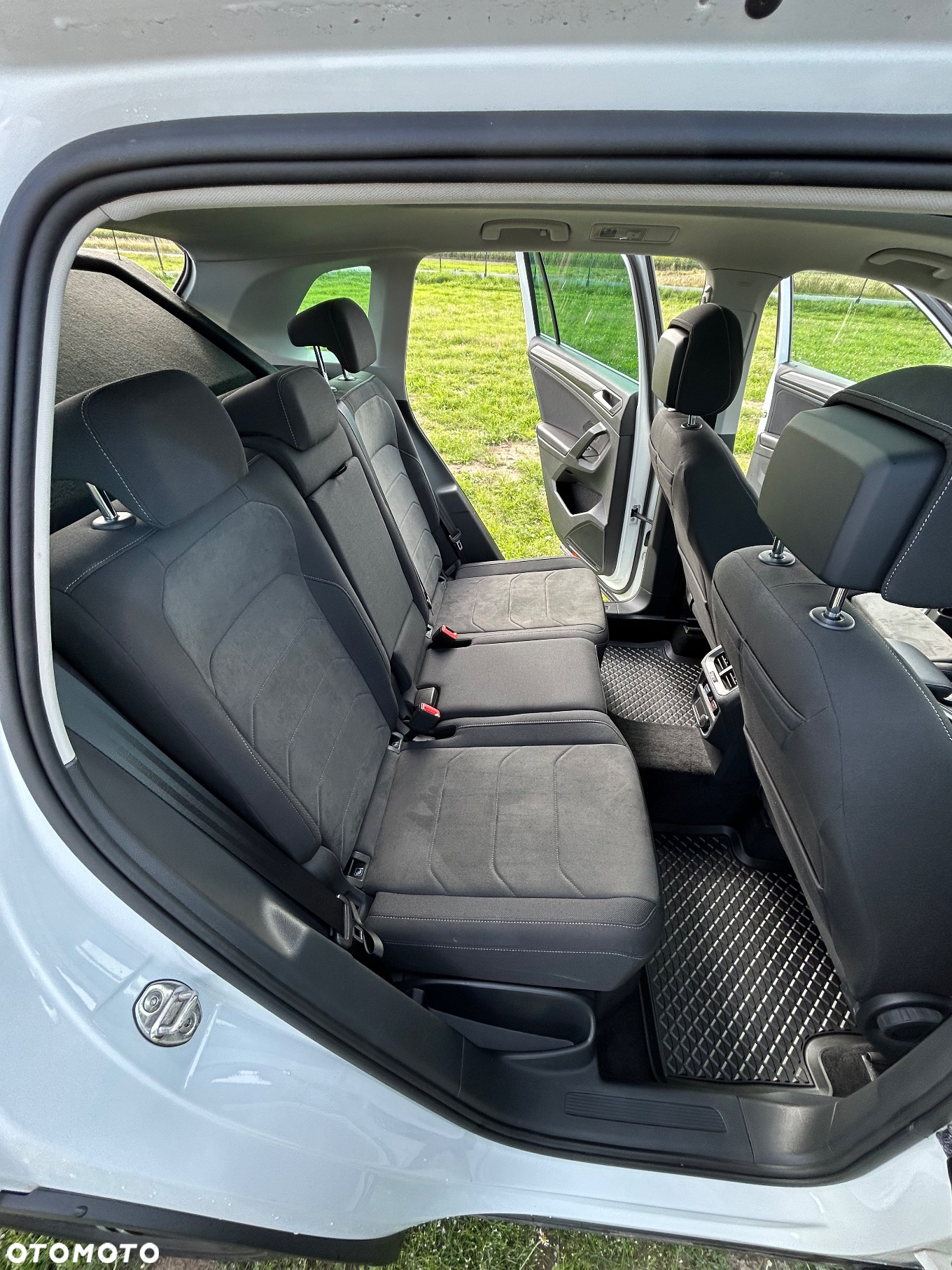 Volkswagen Tiguan 2.0 TDI SCR 4MOTION DSG Elegance - 16