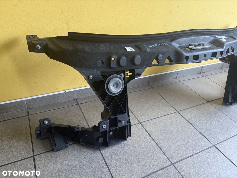 Mercedes Sprinter w906 Pas przedni - 3