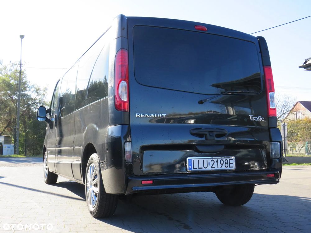Renault Trafic Passenger Long 2.0DCI 115Ps *9 osób* - 16