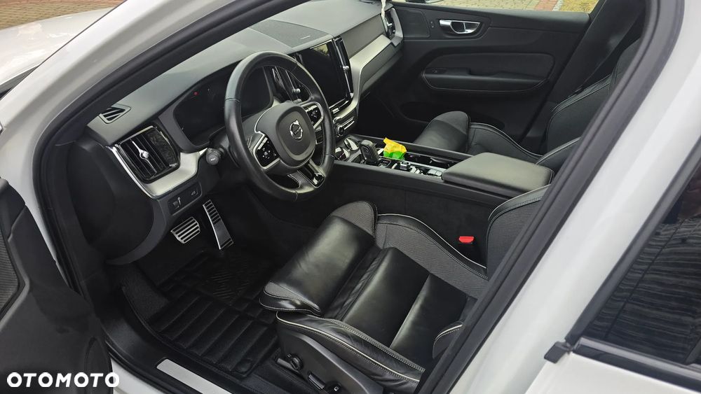 Volvo XC 60 - 12