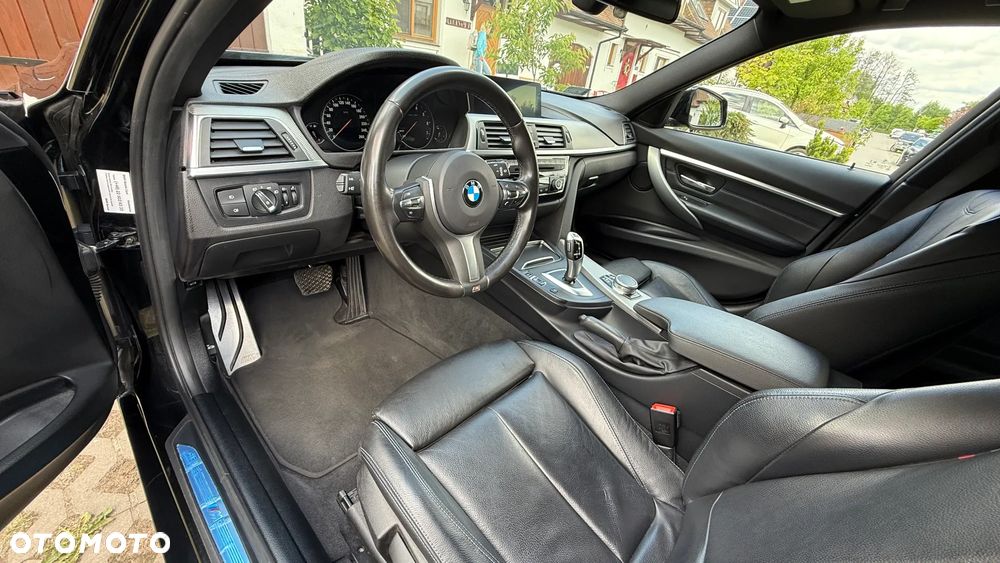BMW Seria 3 318i M Sport Shadow - 11