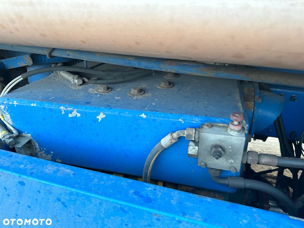 Volvo FM 500  WYWROTKA DO ZBOZA Z POMPA SAMOZALADOWCZA - 10