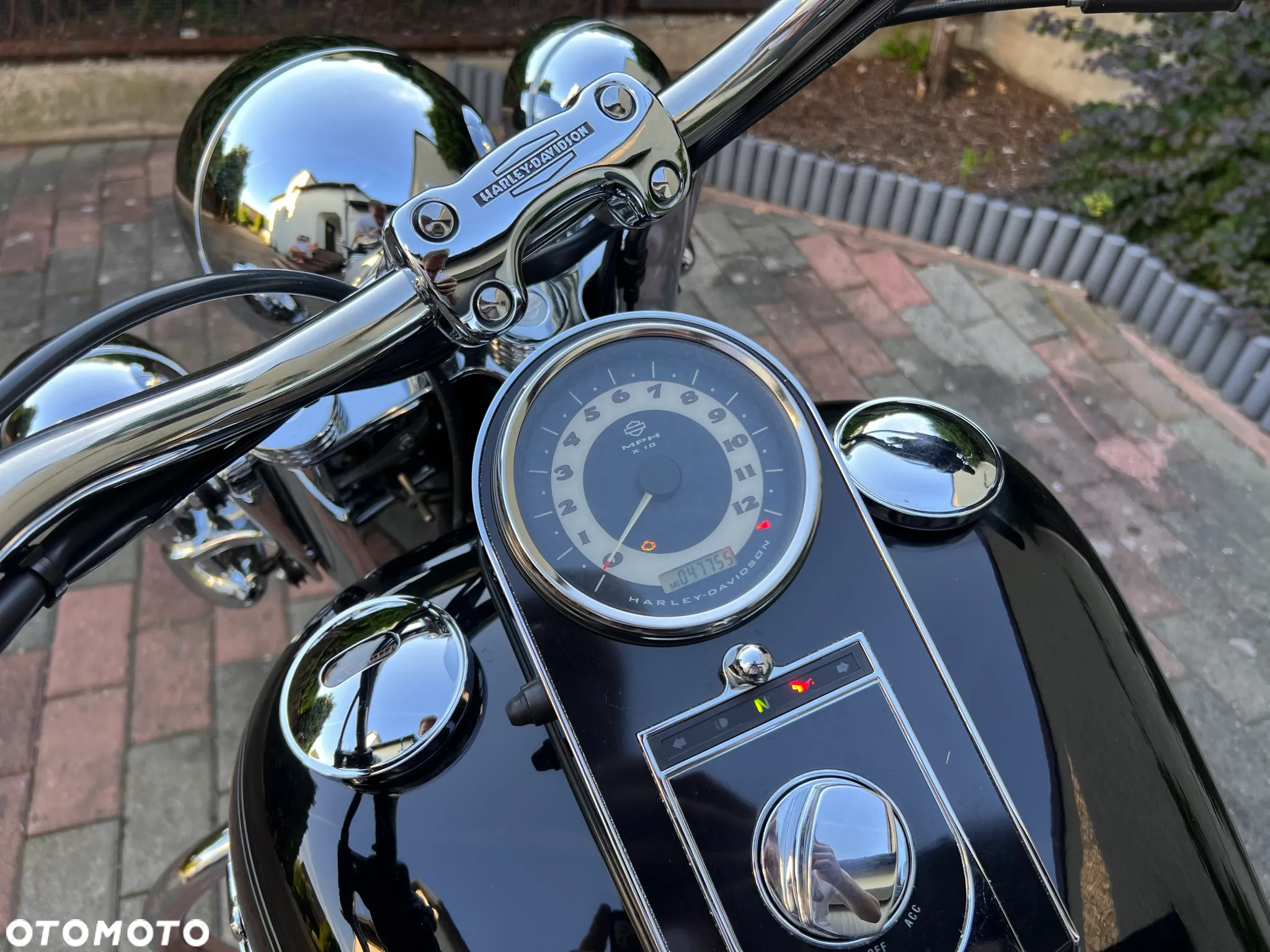 Harley-Davidson Softail Deluxe - 27
