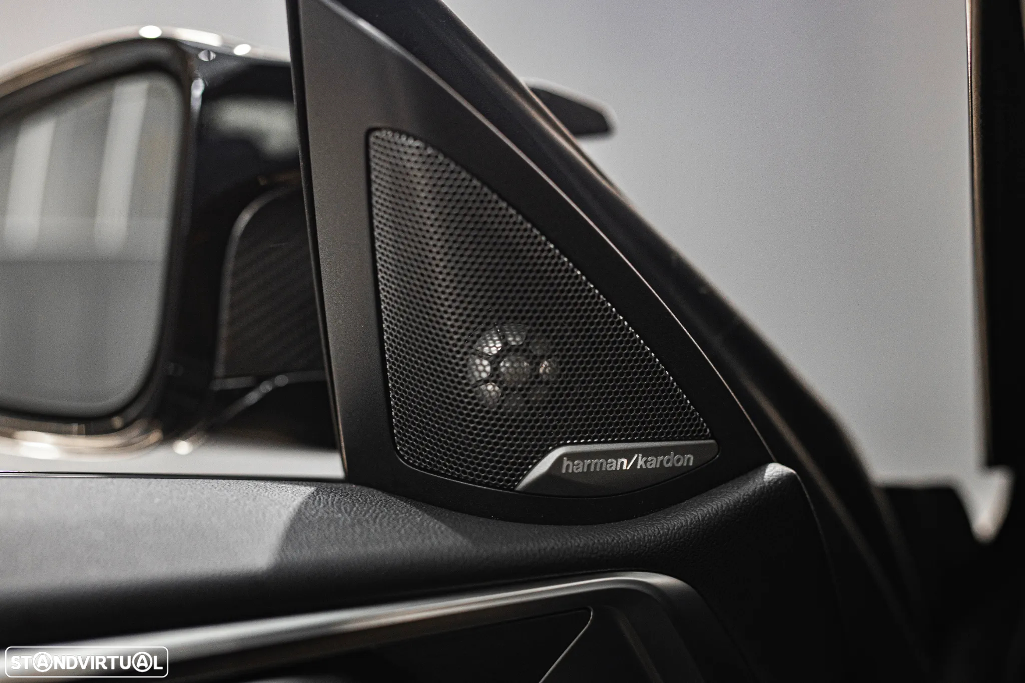 BMW M4 Competition xDrive - 23