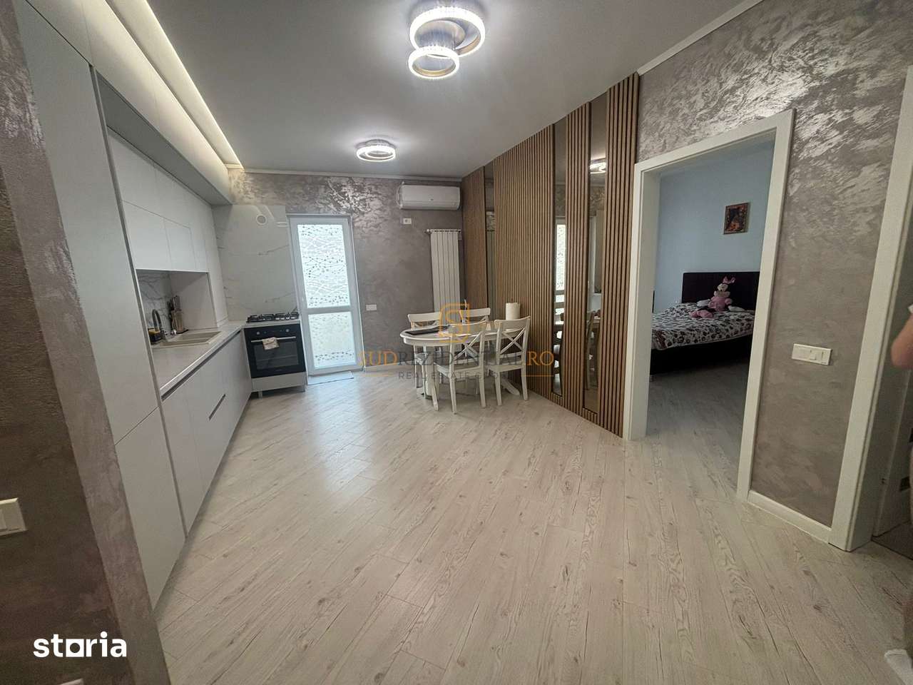 Apartament 3 camere de vanzare – 88.20 mp totali – parcare inclusa - Imagine principală: 2/18