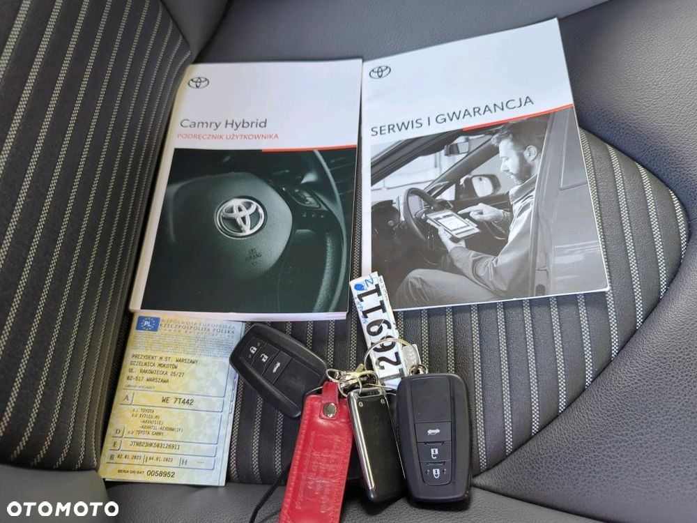 Toyota Camry 2.5 Hybrid Prestige CVT - 9