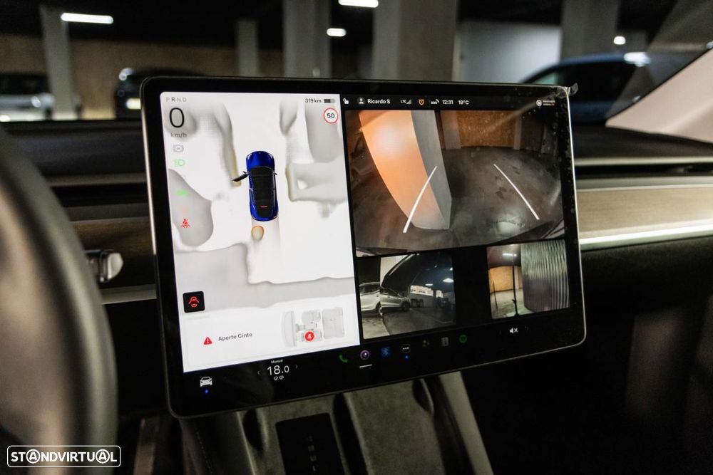 Tesla Model Y Long Range Dual Motor AWD - 22