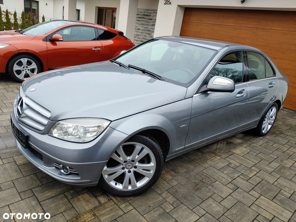 Mercedes-Benz Klasa C 180 Kompressor Avantgarde - 27