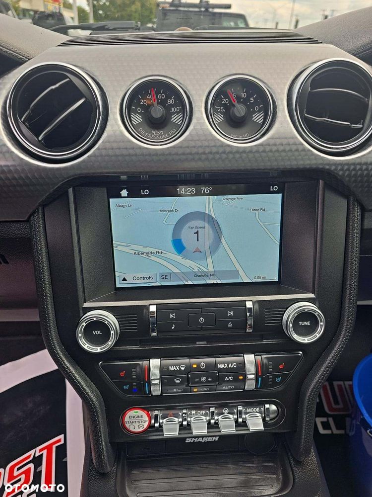 Ford Mustang 5.0 V8 GT - 6