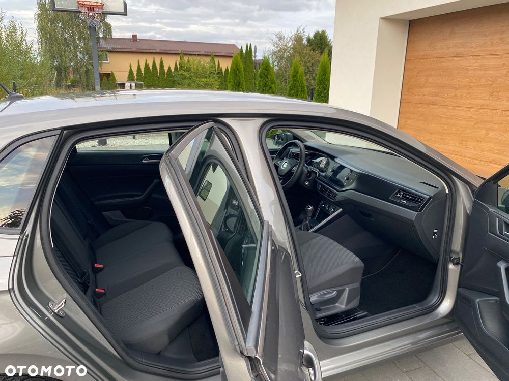 Volkswagen Polo 1.0 Life - 32