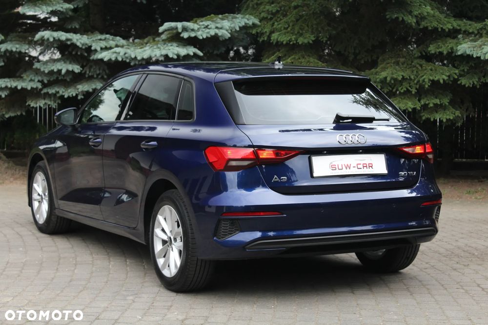 Audi A3 Sportback - 16