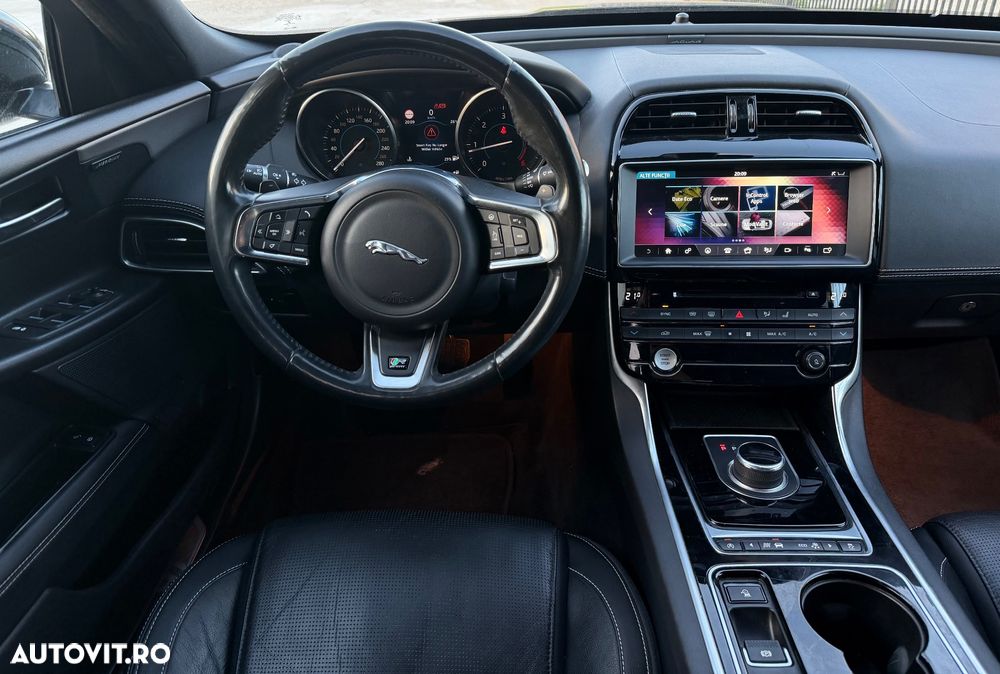 Jaguar XE 20d Aut. R-Sport - 7