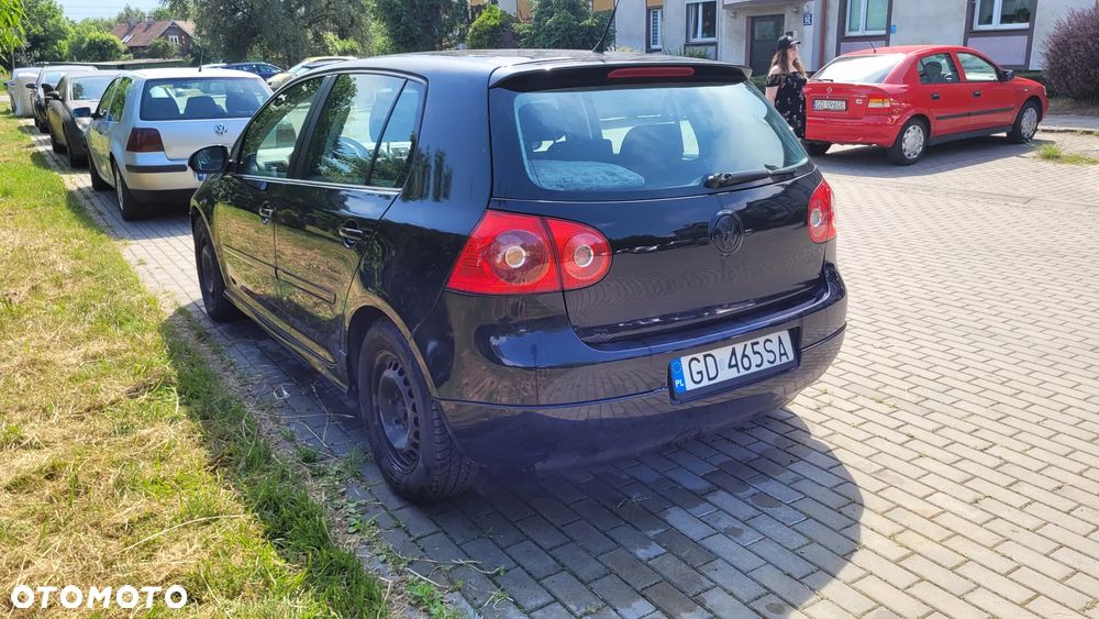 Volkswagen Golf 2.0 TDI Comfortline DSG - 3
