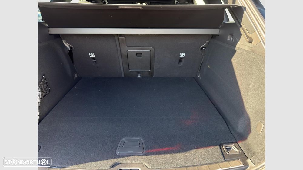 Volvo XC 60 2.0 T6 PHEV Black Edition AWD - 16