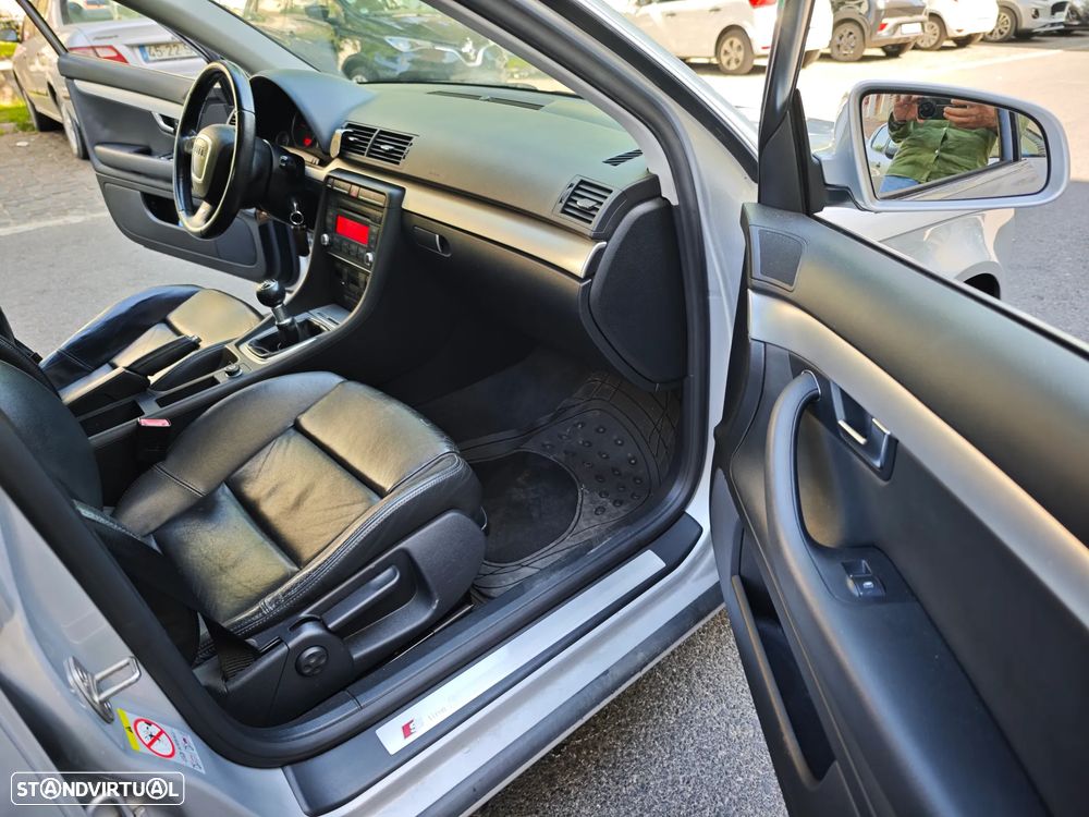 Audi A4 2.0 TDI S-line - 8