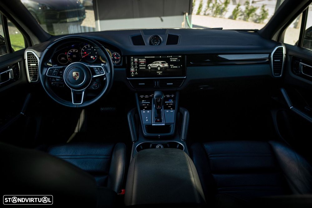 Porsche Cayenne Platinum Edition - 11