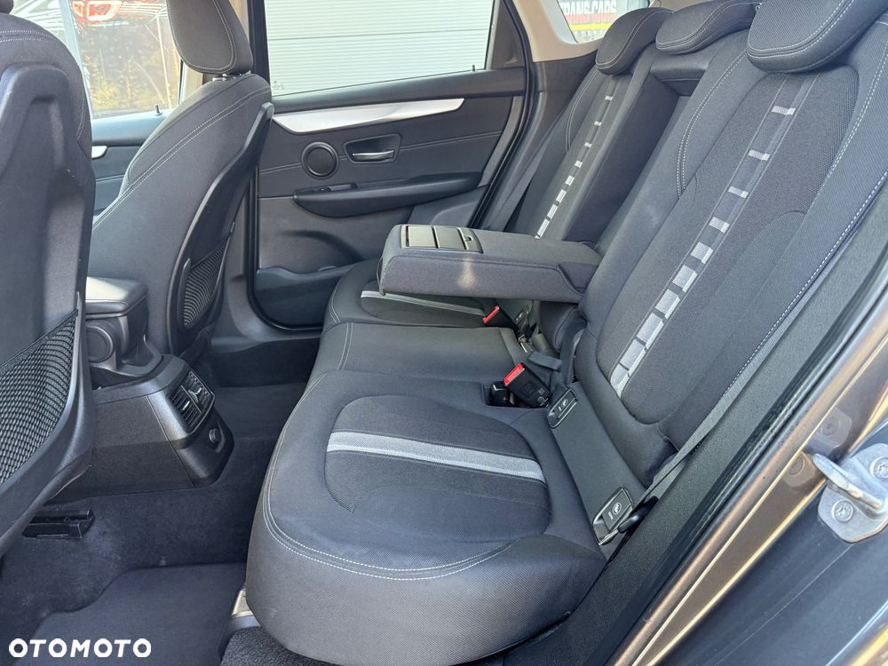 BMW Seria 2 218d GT Sport Line - 33