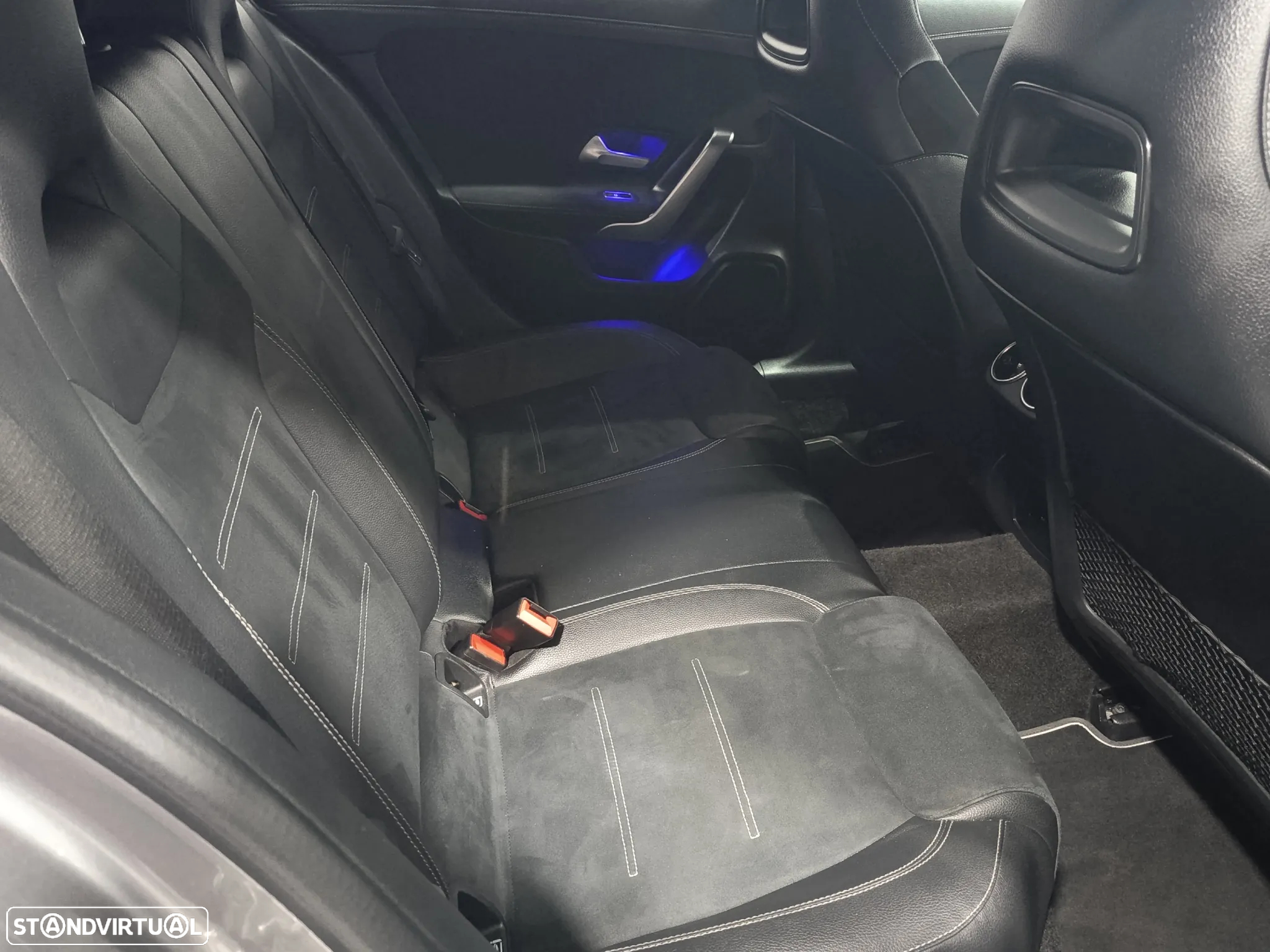 Mercedes-Benz A 180 d AMG Line - 6