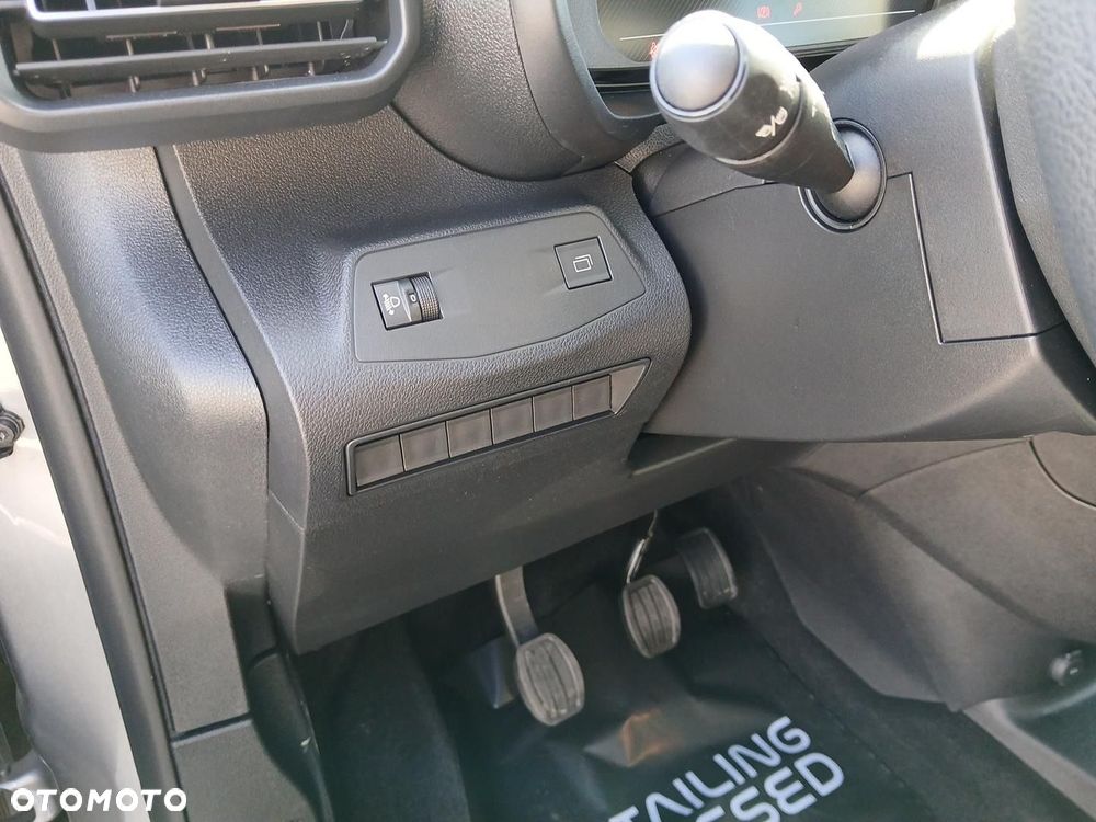 Toyota Proace City Verso 1.5 D-4D Business - 26