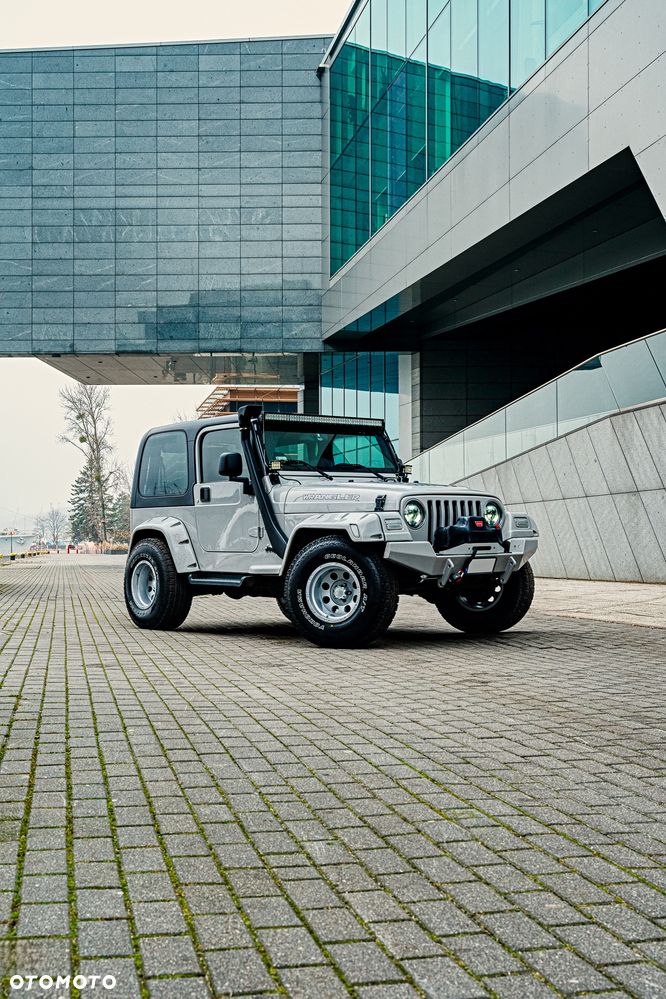 Jeep Wrangler 4.0 Sport - 2